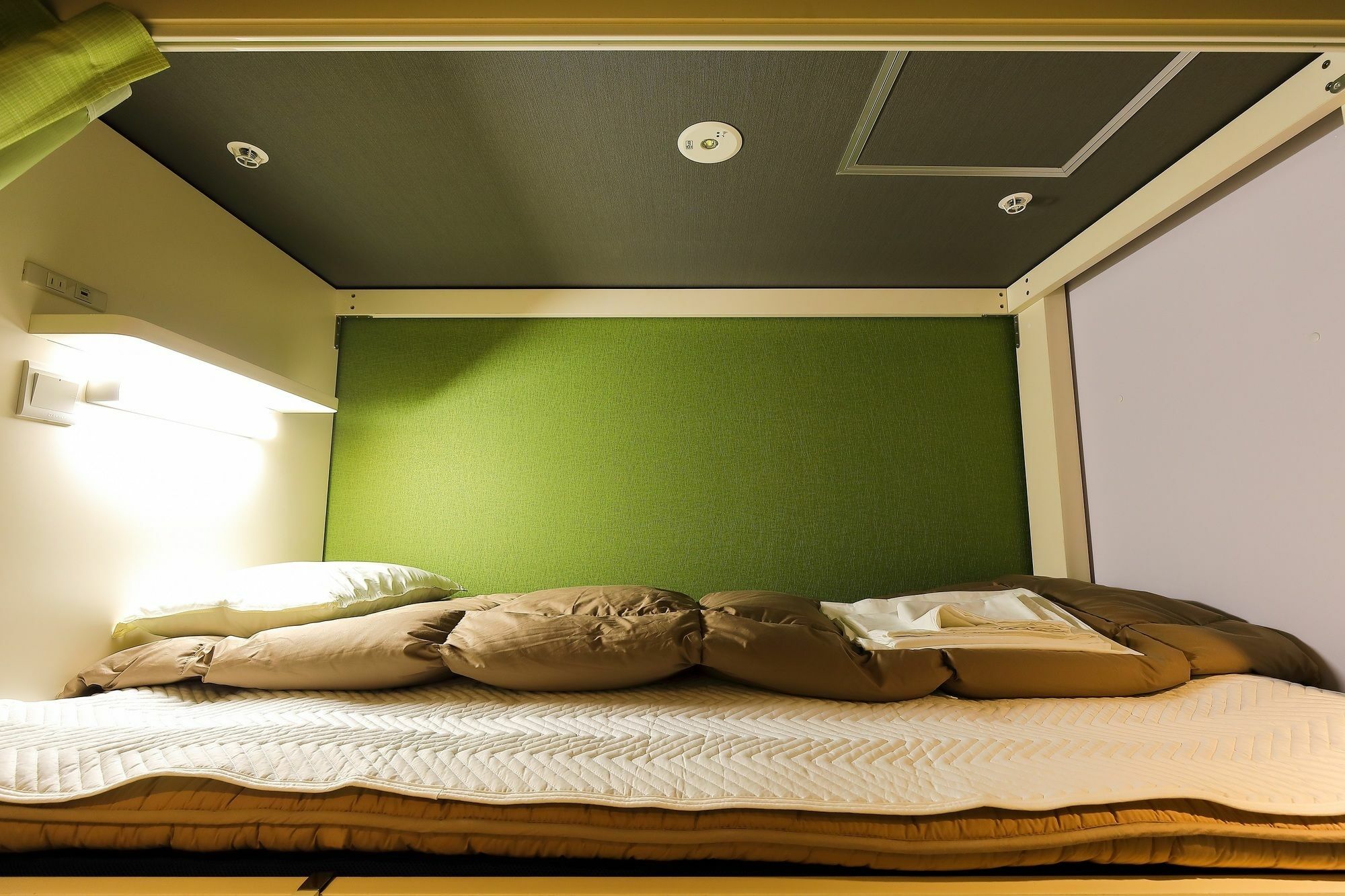 Guesthouse Kobe Nadeshikoya Exterior foto